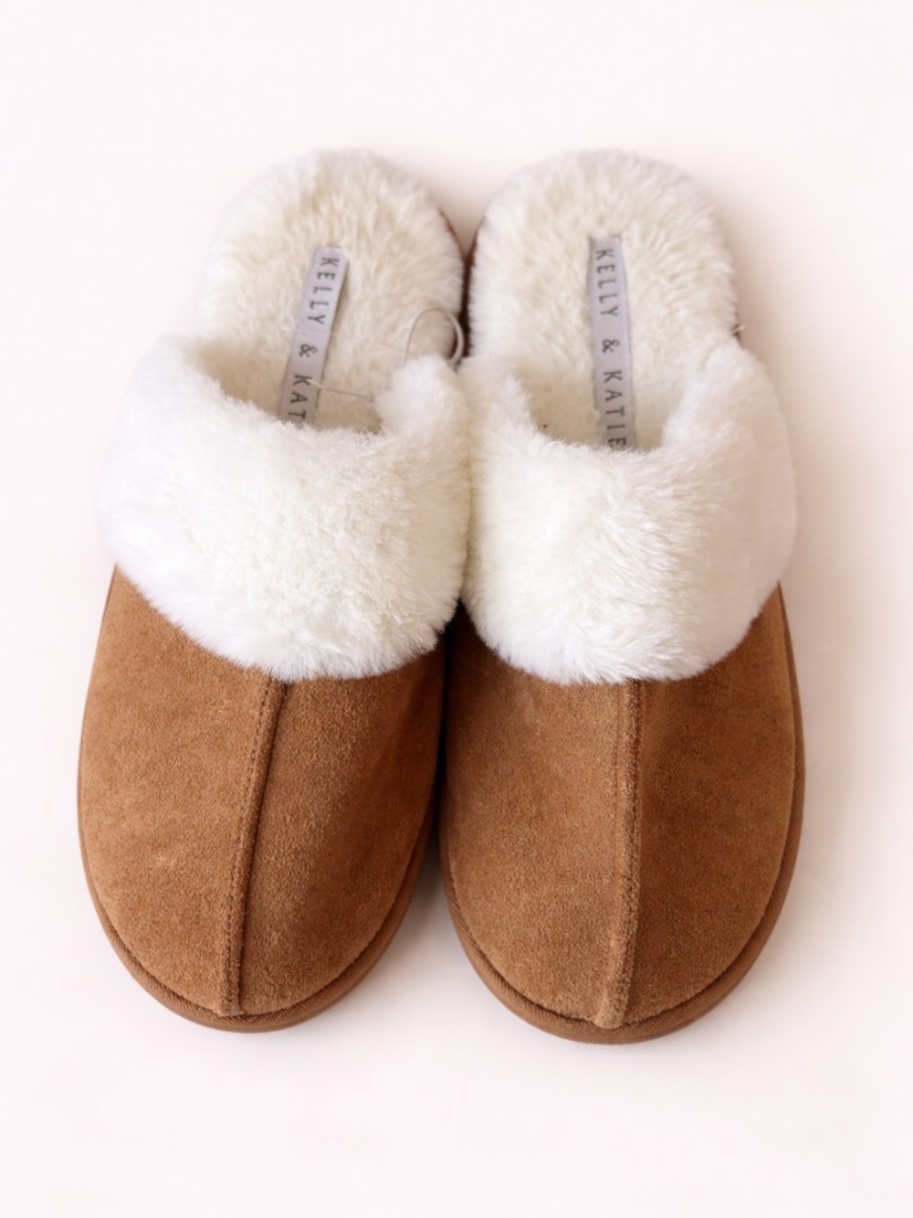 Kelly & Katie Women's Size Large Tromso Scuff Slipper in Tan and White Faux Fur